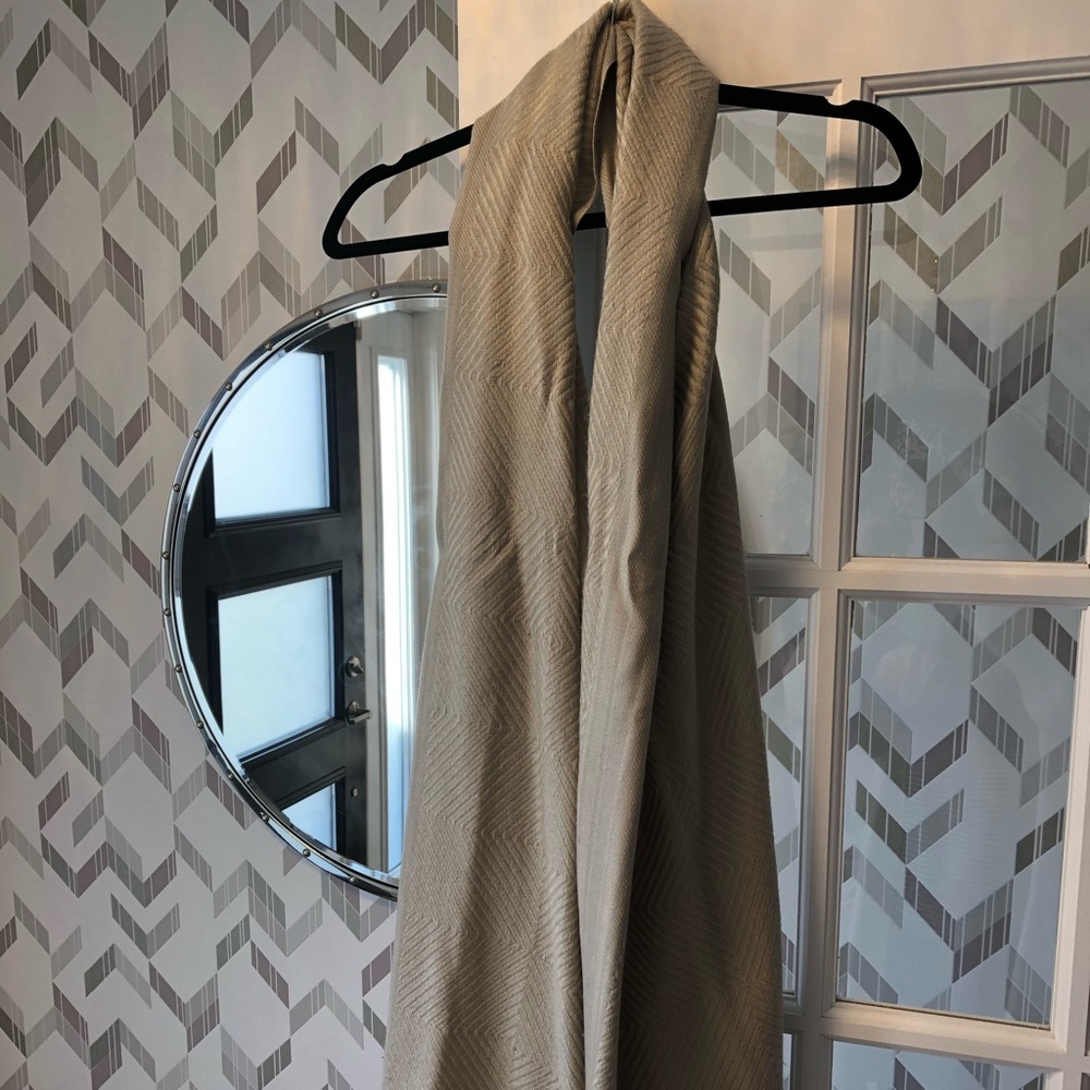 Banana republic scarf